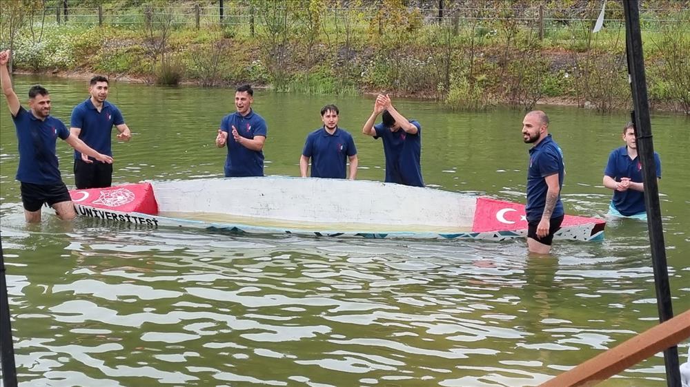 İlk Katılımda Büyük Başarı: Yalova Üniversitesi Beton Kano Takımı Türkiye İkincisi Oldu 