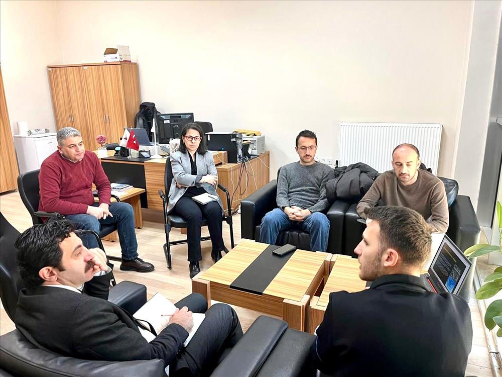 🚀 TEKNOFEST RUHU YALOVA’DA: MÜHENDİSLİK FAKÜLTESİ TAKIMLARI SAHNEDE!