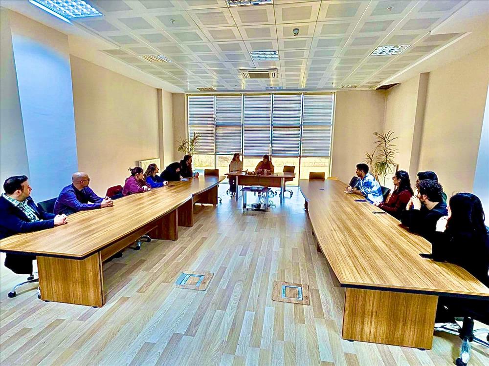 Öğrenci Temsilcileri ve Bölüm Öğrenci Üyeleri ile Değerlendirme Toplantısı Gerçekleştirildi